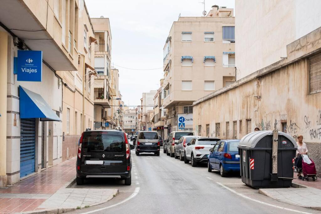 Acogedor Alojamiento A Pocos Metros De La Playa Santa Pola Exterior photo